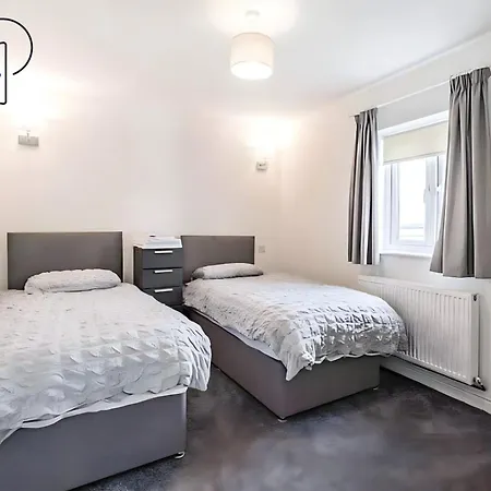 No 6 Polkastays Ivy Farm Orchard 度假居