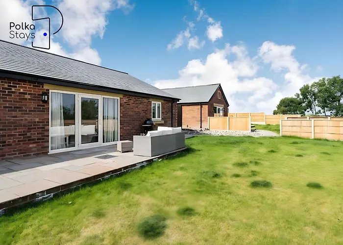 No 6 Polkastays Ivy Farm Orchard